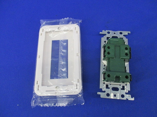 埋込コンセントセット(1組入) WTF113238W他