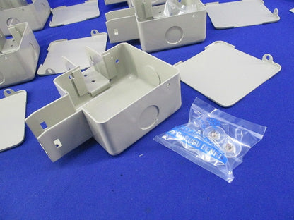 レースウェイジャンクションボックス／L形二方出(6個入) P-DB2L