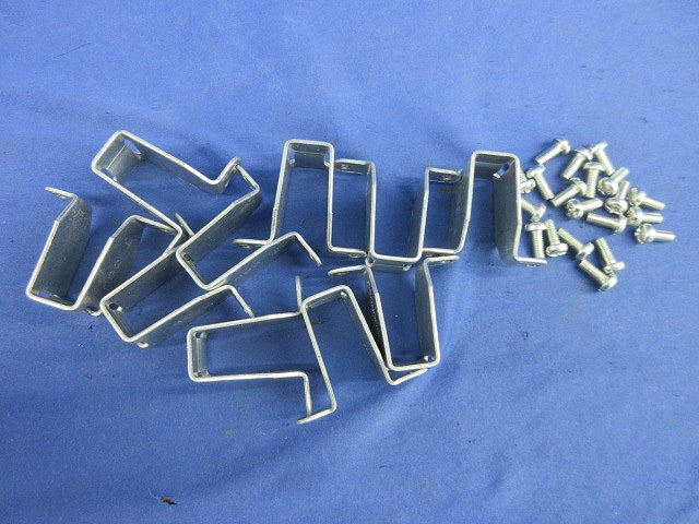 軽みぞ形鋼用ボックス支持金具(10個入) T38U