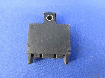 ねじ止め用多連式絶縁キャップ(6個入) OA-QTM33