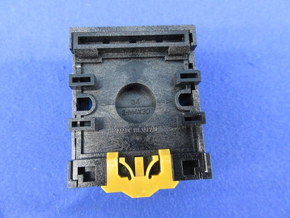 共用ソケット 表面接続ソケット(4個入) PF113A