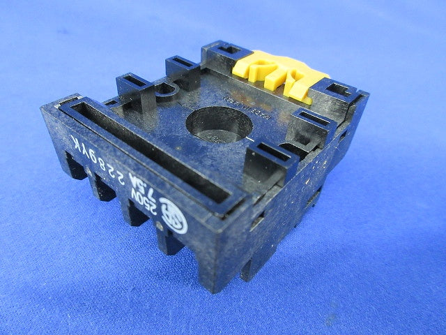 共用ソケット 表面接続ソケット(3個入) PF113A