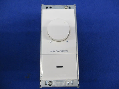 LED用逆位相調光器 3路スイッチ付(ホワイト) DP-39672G