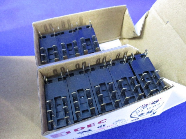 スリムパワーリレー 100−110VAC(8個入) RJ2S-CLR-A100