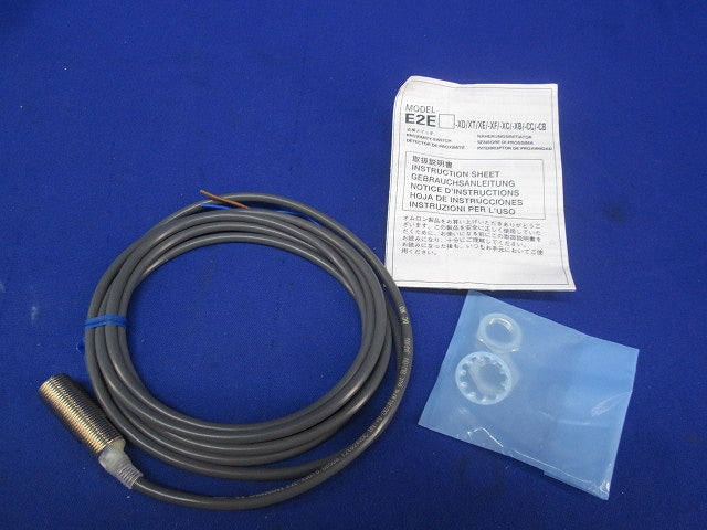 近接センサ2m E2E-X3D1S