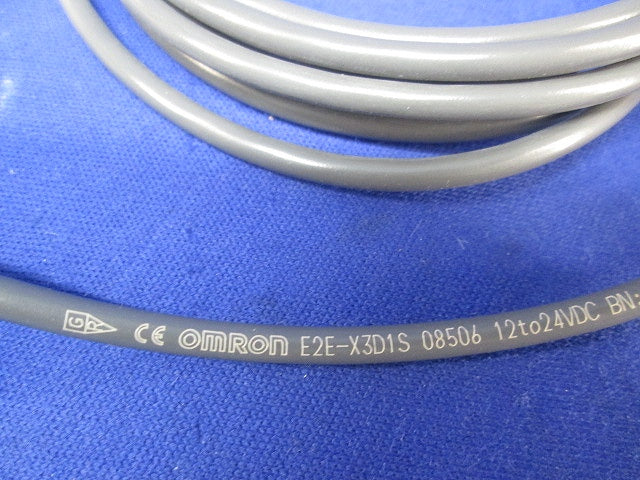 近接センサ2m E2E-X3D1S