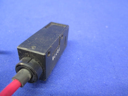 アンプ内蔵形光電センサ(2m) E3S-2LE4