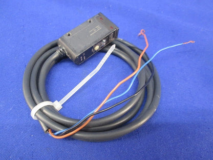 中型アンプ内蔵光電センサ(コード1m以上入) E3S-AR11