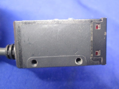 中型アンプ内蔵光電センサ(コード1m以上入) E3S-AR11