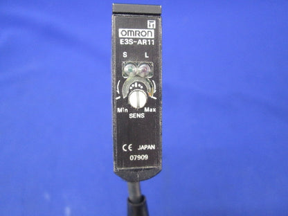 中型アンプ内蔵光電センサ(コード1.5m入) E3S-AR11