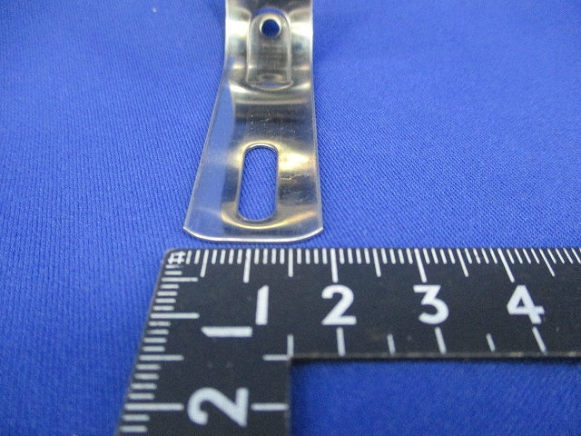 V.V.R用片サドル(ステンレス)(43個入) SS-23-28
