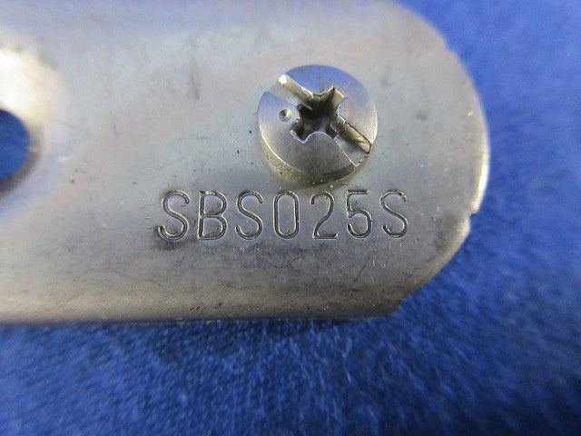 サドルベース(ステンレス)(9個入) SBS025S