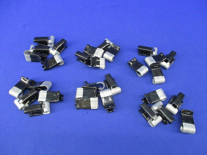 一般形鋼用ケーブル支持金具(30個入) LB2