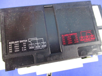 ノーヒューズブレーカ 3P30A NF63-SV