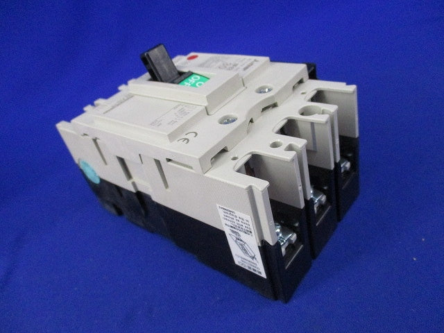 ノーヒューズブレーカ 3P30A NF63-SV
