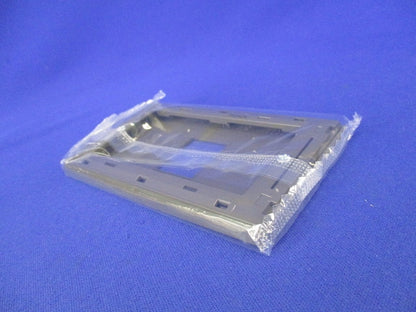 プレート(マットグレー)(3個入)(新品未開封) WNS6001H