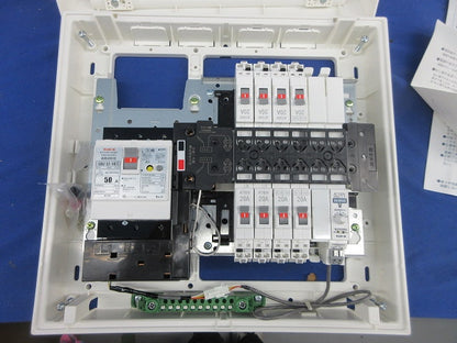 ヤエコンパネル住宅用分電盤3P50A(逆相) EF105-8G他