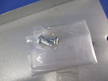 埋込用連結金具(5個入)(キズ有) NNFK91000