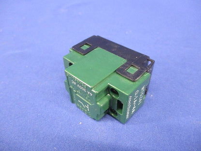 埋込パイロットスイッチB WT5241