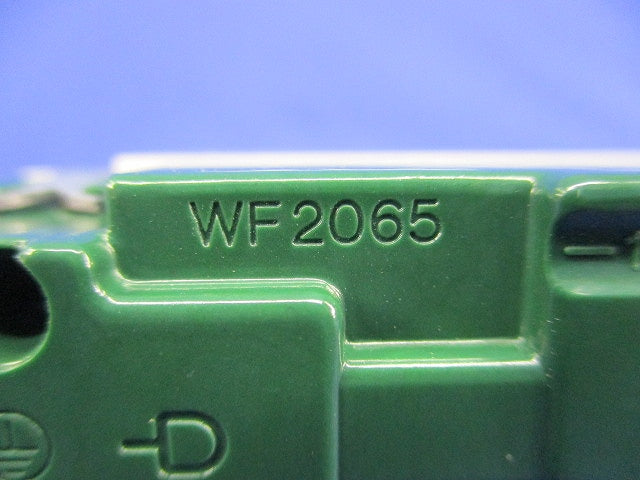 埋込接地ダブルコンセント(横形)(5個入) WF2065