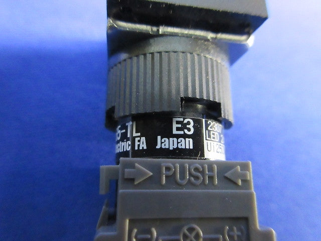 照光押しボタンスイッチ(白)(3個入) AH165-TL