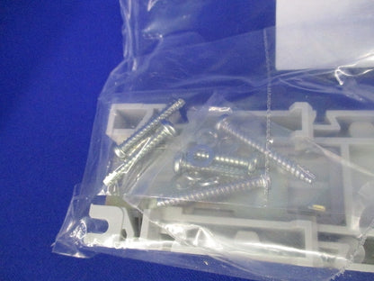マニュアルモータスタータ用ベースプレート(5L個入) BZ0BPRE22A