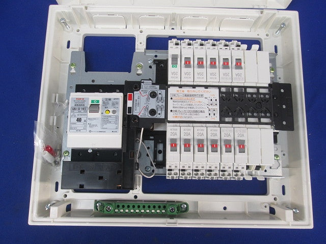 ヤエコンパネル住宅用分電盤3P40A EF-105-8-N