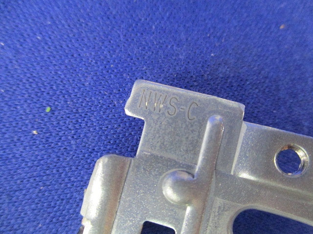 金属ワンタッチ取付枠(20個入) NWS-C