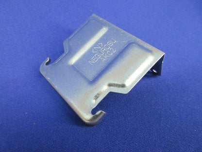 二重天井用金具(93個入) AKC2