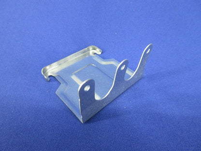 二重天井用金具(93個入) AKC2