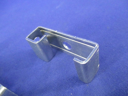 二重天井用金具(30個入) T38H9H
