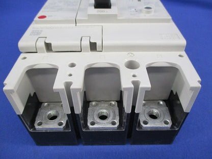 漏電遮断器3P3E200A NV250-CV