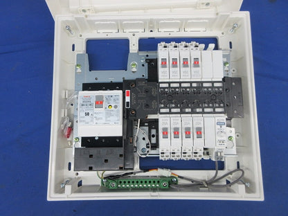 住宅用分電盤3P50A EF105-8G他