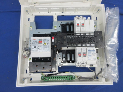 住宅用分電盤3P50A(分岐不足有) EF105-8G他