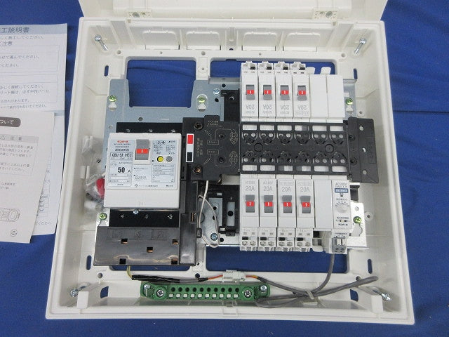 住宅用分電盤3P50A EF105-8G他