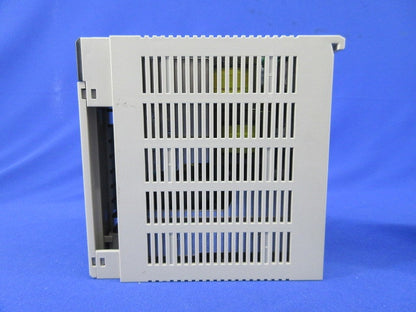 プログラマブルコントローラ 電源ユニット(ジャンク品) CS1D-PA207R