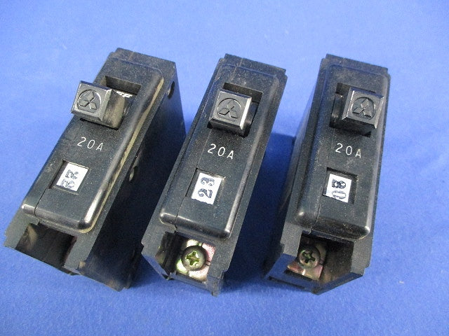ノーヒューズブレーカー(3個入)(ジャンク品) LN447N636-5