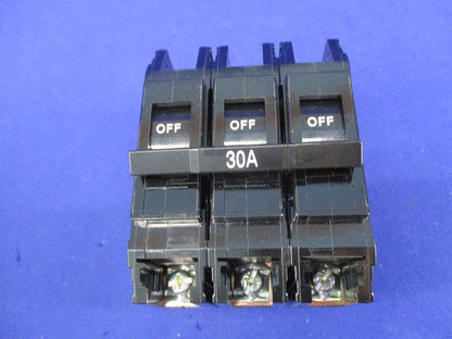 サーキットブレーカー3P30A(ジャンク品) BBK330K