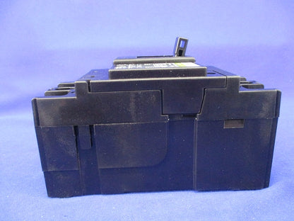 サーキットブレーカ2P20A NE52A
