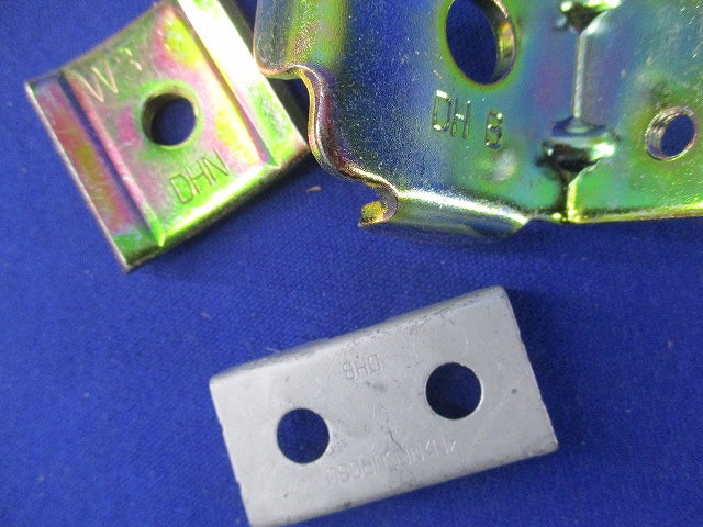 ワールドダクター 中間支持用ハンガー吊り金具(8個入) DHB-W3