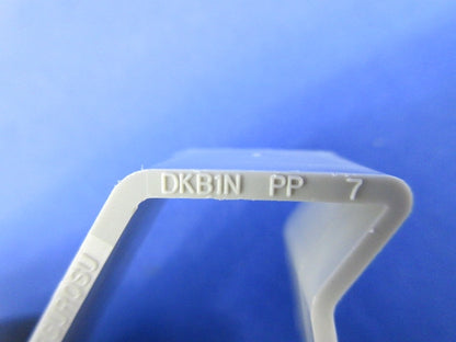 電線保持具(レースウェイ用)(20個入) DKB1N