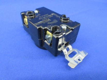 接地2P30A引掛埋込コンセント WF2330
