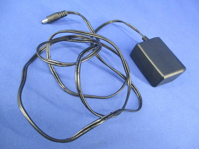 スイッチングACアダプター 5.0V/4.0A ATS024T-W050U