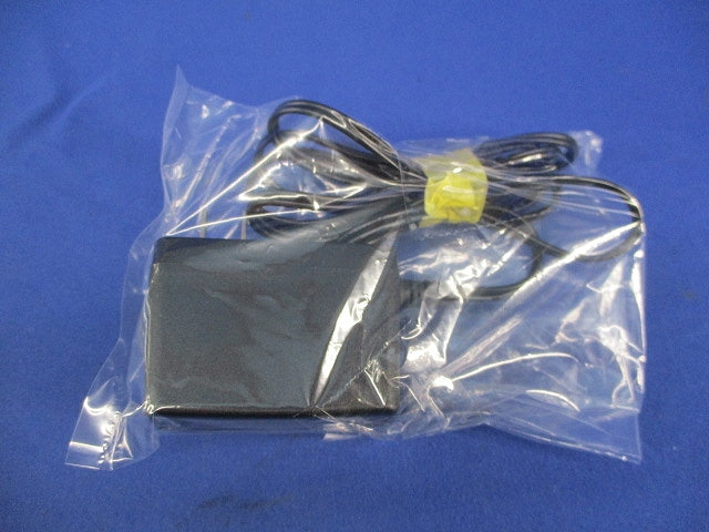 スイッチングACアダプター 5.0V/4.0A ATS024T-W050U