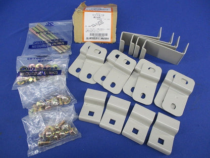 両面立上りカバー止め金具(4個入) CVVQ1W