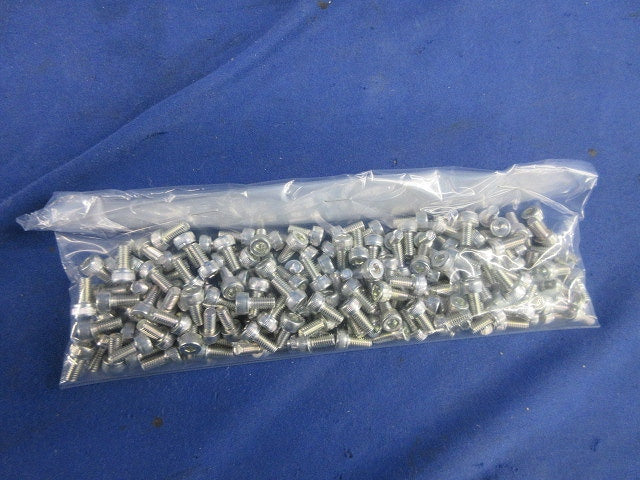 六角穴付ボルトM4×8(150個以上入) M4×8