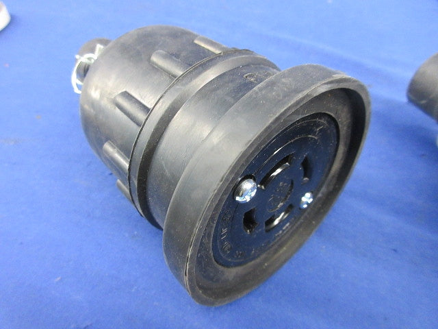 接地3P30A引掛防水コネクタボディ(2個入)(汚れ有) MH2638