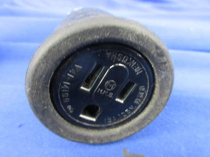 接地防水コネクターボデー 15A125V(5個入)汚れ有 ME2624