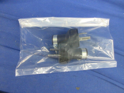 小型設置15Aゴムキャップ(2個入) WF7004