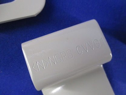 立上りカバー止め金具(4組入) CVVQ1